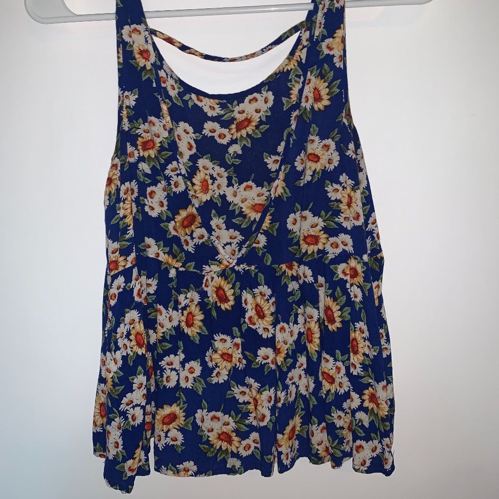 Backless tank top